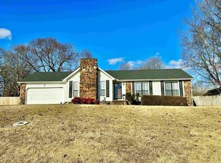 45 Netherwood Dr, Jackson, TN 38305