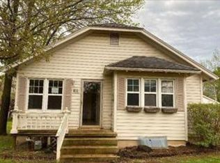 811 W Oak St, Chanute, KS 66720