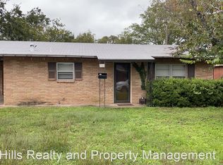 905 Barry Dr, Kerrville, TX 78028