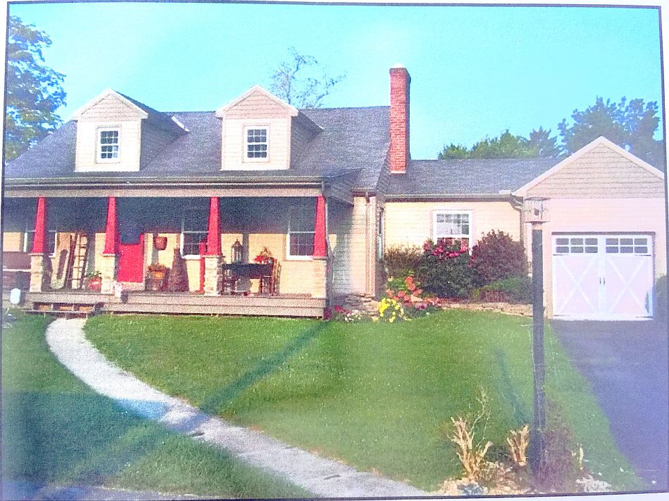1st image of 421 Vine St