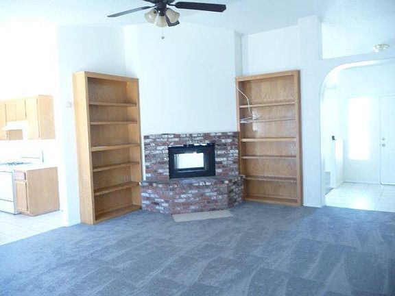 4th image of 10964 Orchid Ave
