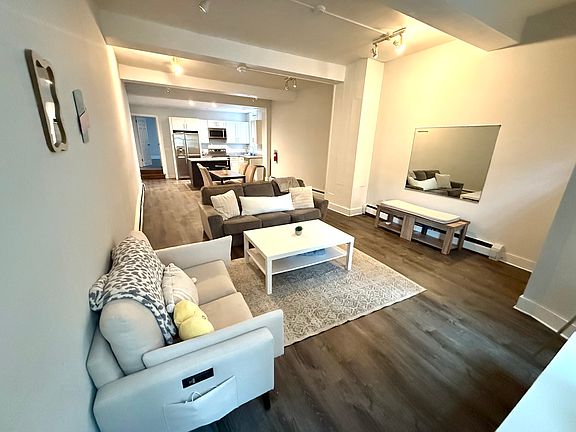 2nd image of 319 Cattell St Floor 1