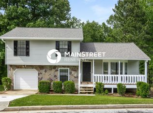 6012 Wellborn Trl, Lithonia, GA 30058