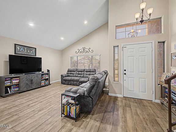 4th image of 6421 W LARIAT Lane