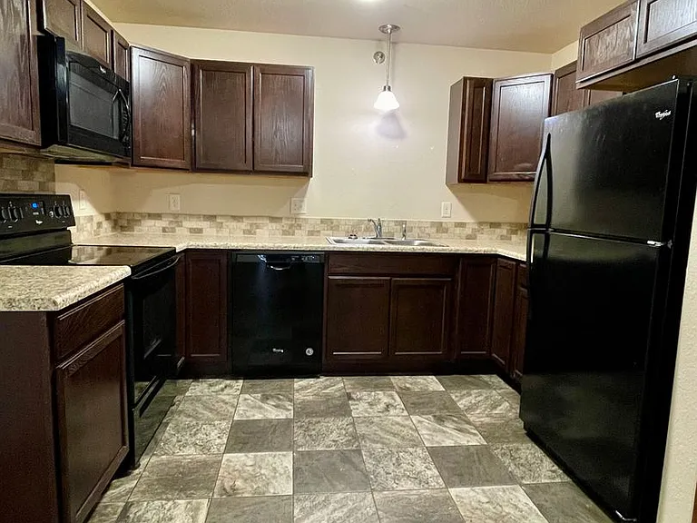 4210 Kateland St — Photo 3