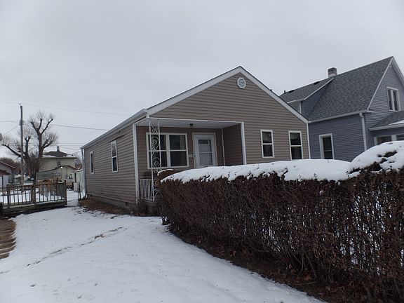 2nd image of 2204 Avenue B