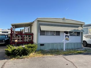 6 Mobile Manor Dr, Reno, NV 89506