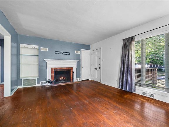 4th image of 815 N 10th St