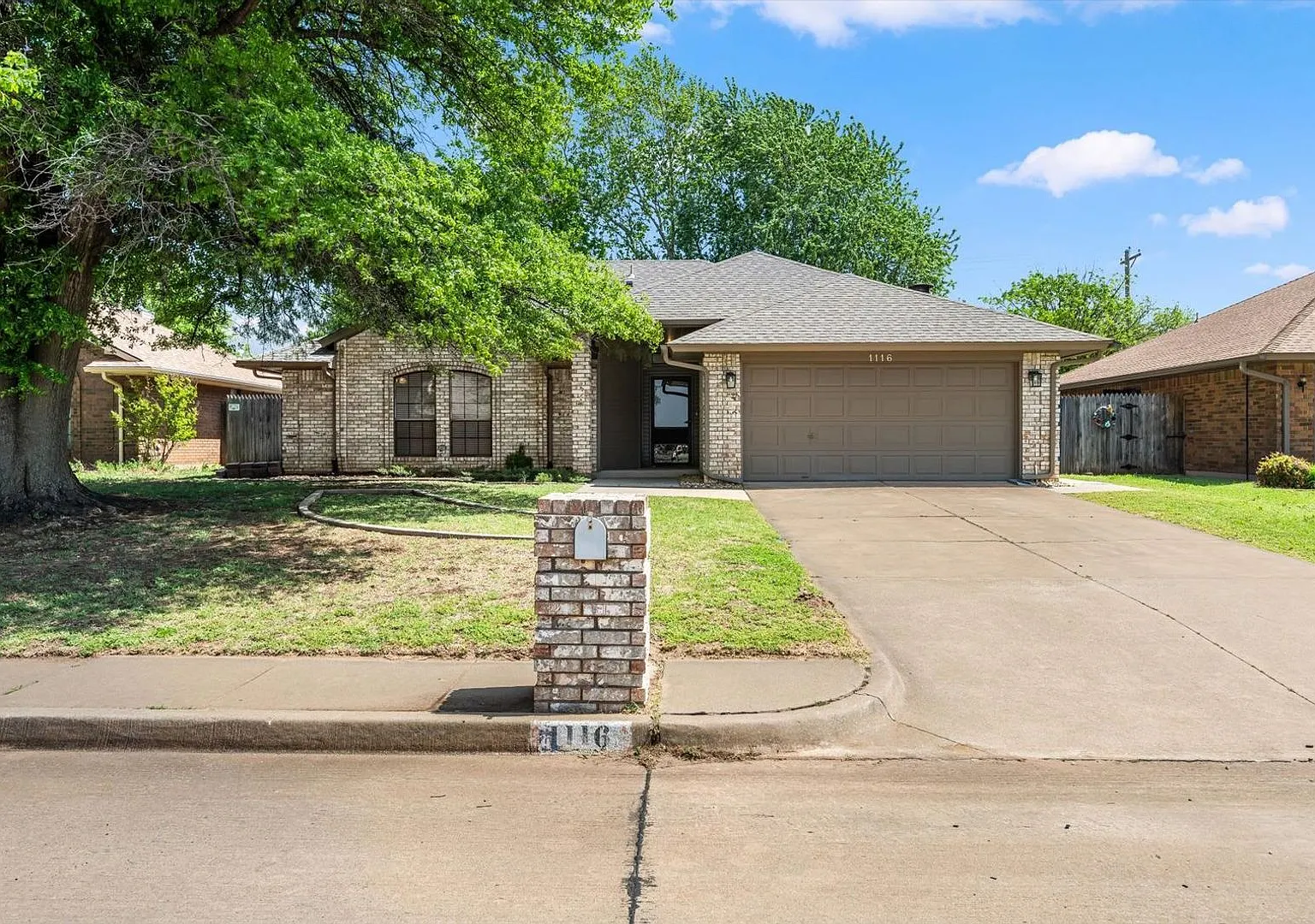 Great 3 Bed 2 Bath In Edmond — Photo 1