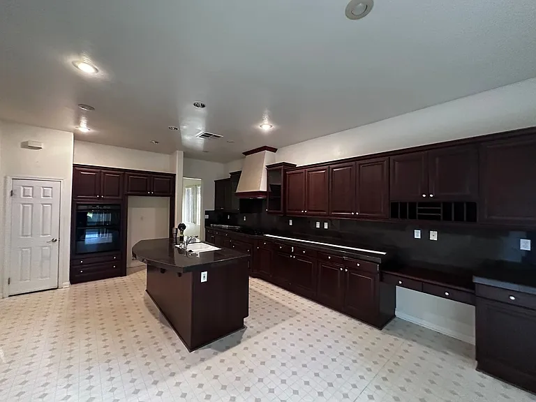 5309 Pelican Hill Dr — Photo 4
