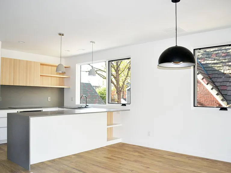1627 N Gilpin St — Photo 3