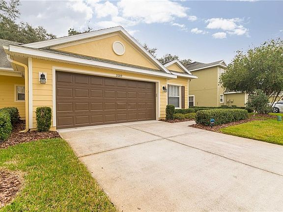 4th image of 20109 Weeping Laurel Pl