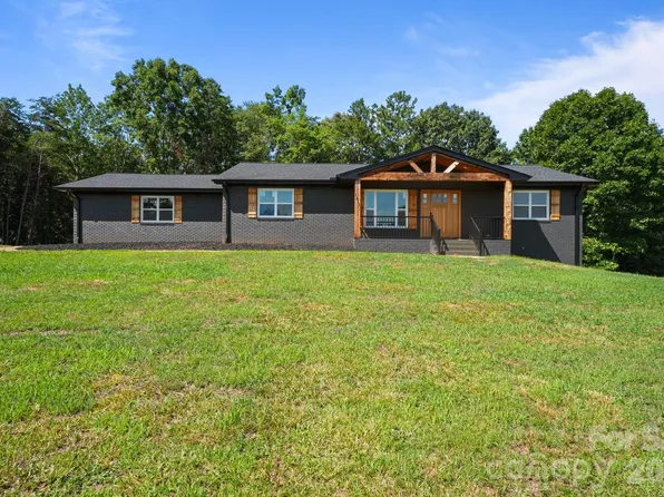 1411 W V Thompson Rd, Rutherfordton, NC 28139