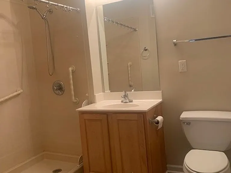180 Wexford Dr #103 — Photo 6