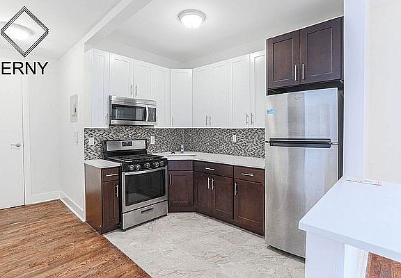 3rd image of 60 Clarkson Ave #3F