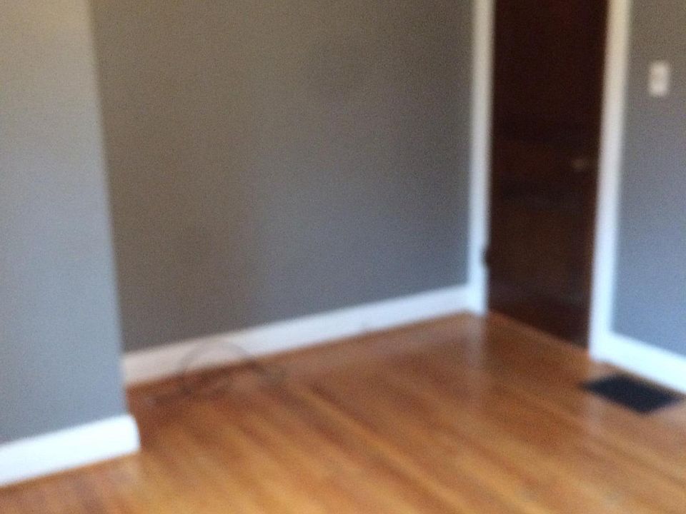 Large Bedroom