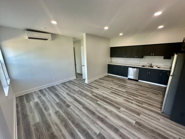 6718 Quinn St #8