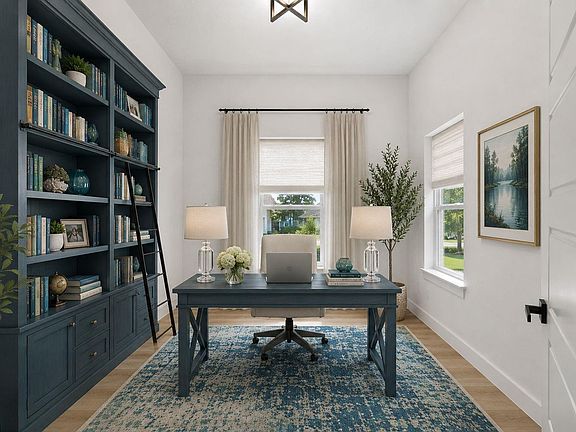 3rd image of 240 Sarasota Cir S