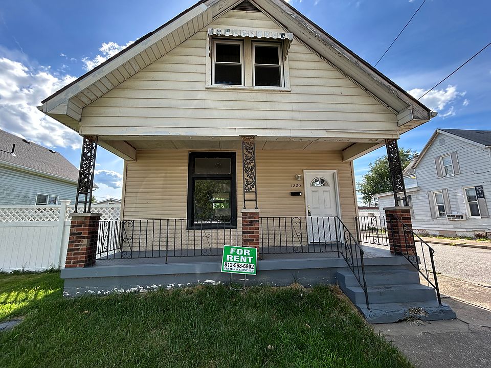 1st image of 1220 Oakley St