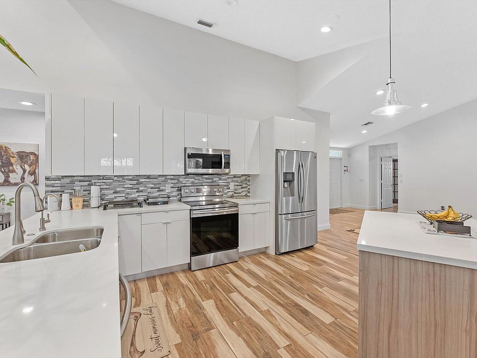 1st image of 5185 NW 52nd Street