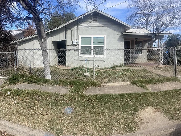 1295 Bryan St — Photo 1