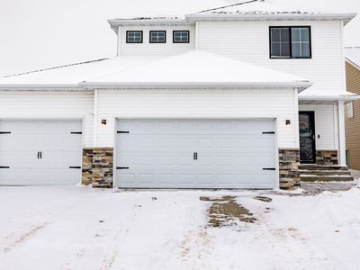 5466 Justice Dr S, Fargo, ND, 58104