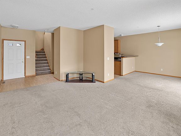 4th image of 5130 Holly Ln N Unit 2