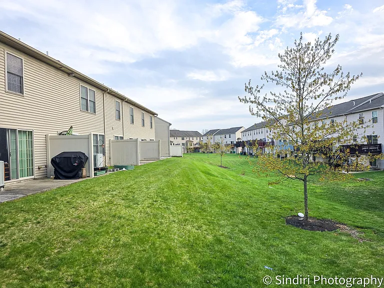 6419 Creekbend Dr — Photo 53
