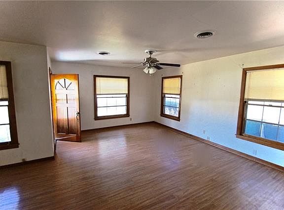 3rd image of 428 Herod St