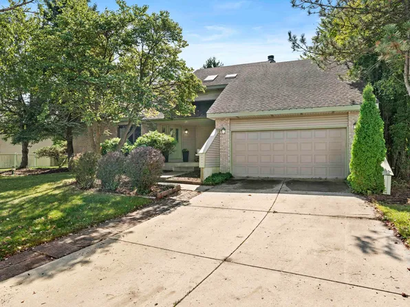 112 Harvest Dr, Dyer, IN 46311