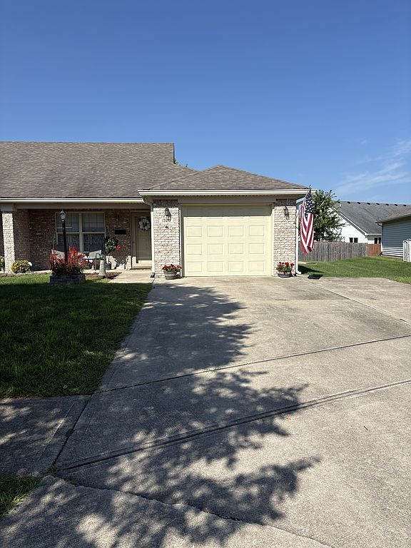 1320 Swan Dr - Property Image