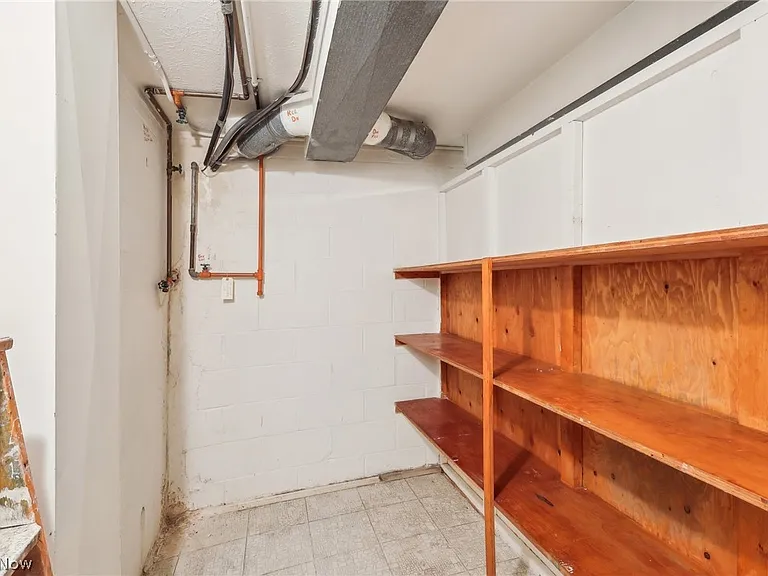 13630 Cedar Rd #LOWER — Photo 16
