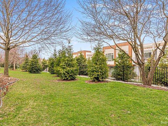 5th image of 2220 Old Falls Dr #33
