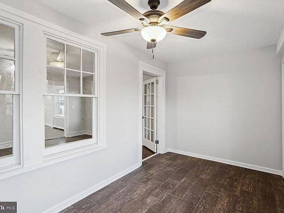 2nd image of 406 W Ashland Ave