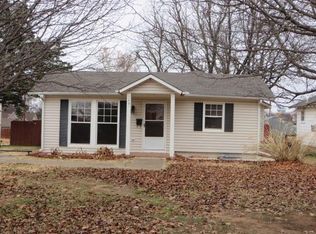 1401 S 18th St, Chickasha, OK 73018