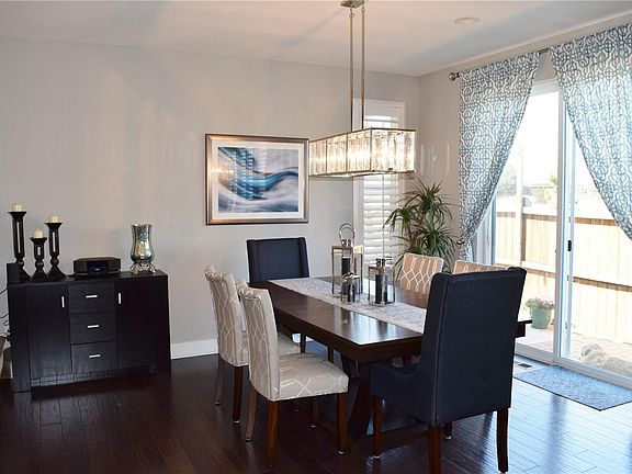 2nd image of 10147 Tall Oaks St