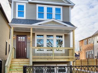 2442 N Rockwell St, Chicago, IL 60647