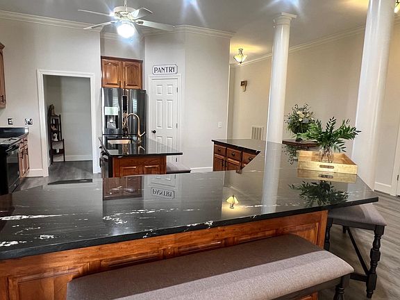 5th image of 1350 Blanton Rd