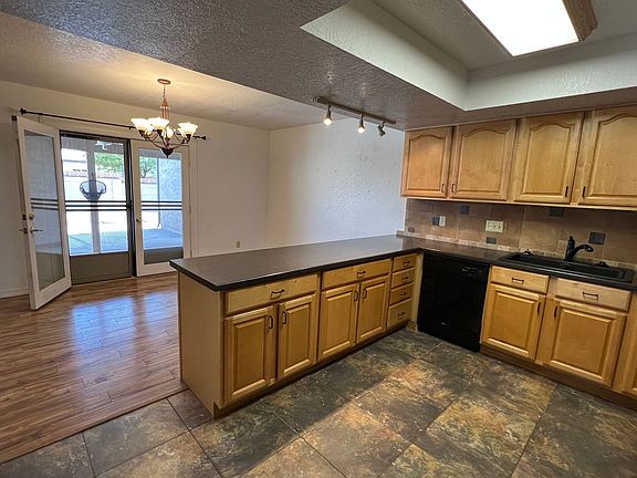 5th image of 3236 Silversmith Dr