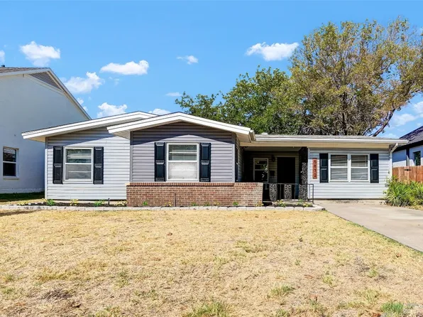 5872 Trigg Dr, Westworth Village, TX 76114