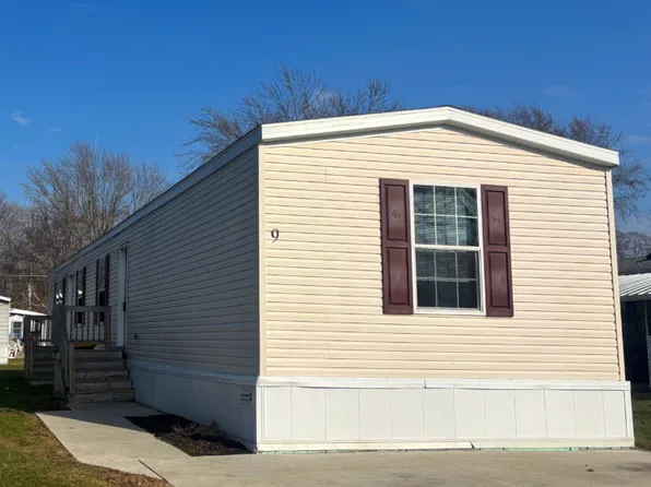 9 Oak Dr #Oa09, Hamlin, NY 14464