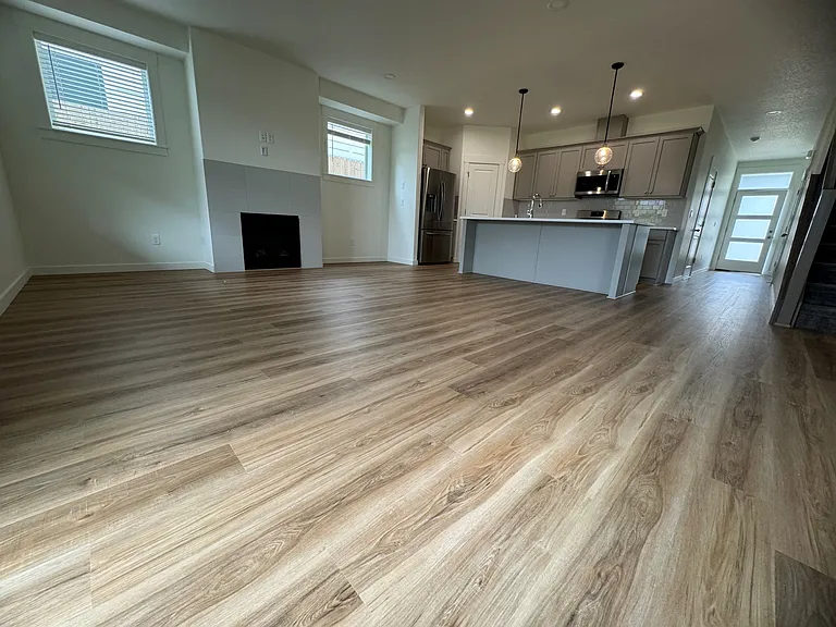 6926 N Madison Cir — Photo 4