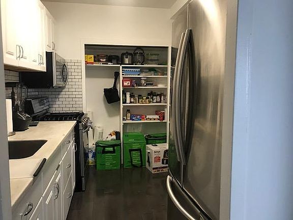4th image of 2555 Sedgwick Ave #15