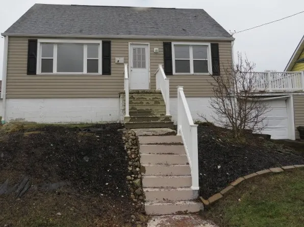 347 Clark St, Washington, PA 15301