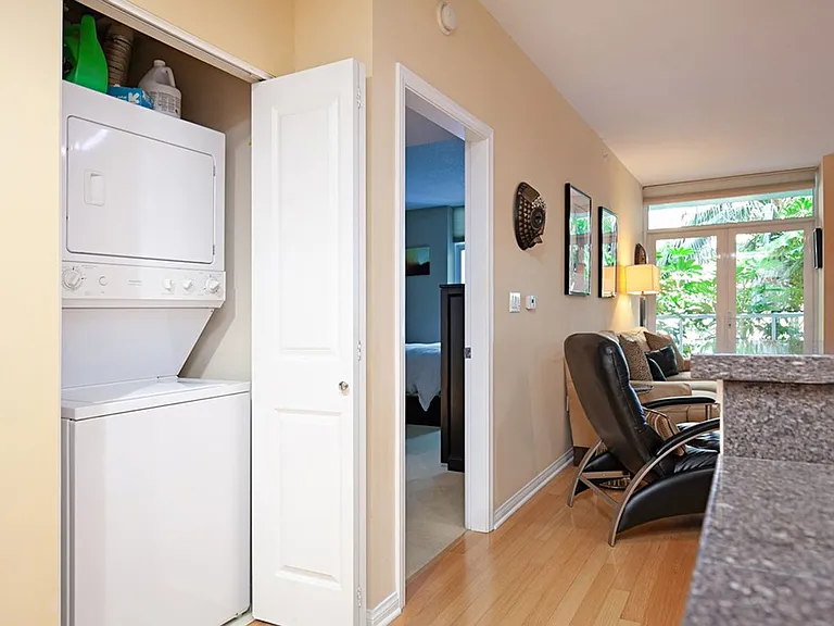 850 Beech St #317 — Photo 16