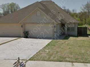 6272 W Milliken Bnd, Fayetteville, AR 72704