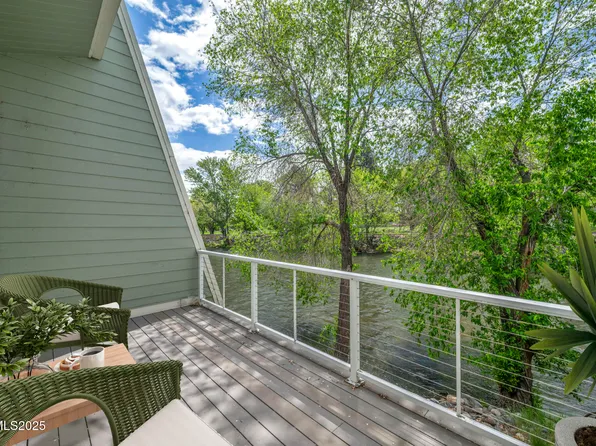 2020 Dickerson Rd, Reno, NV 89503