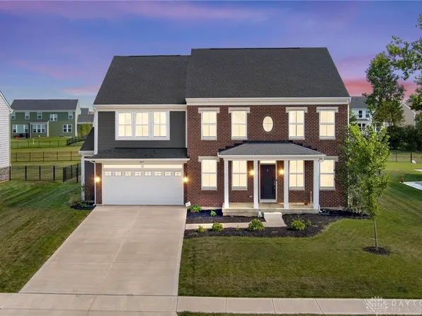 3631 Magnolia Trace Dr, Bellbrook, OH 45305