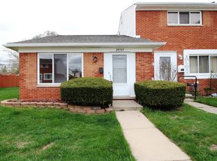 20385 15 Mile Rd, Clinton Twp, MI 48035