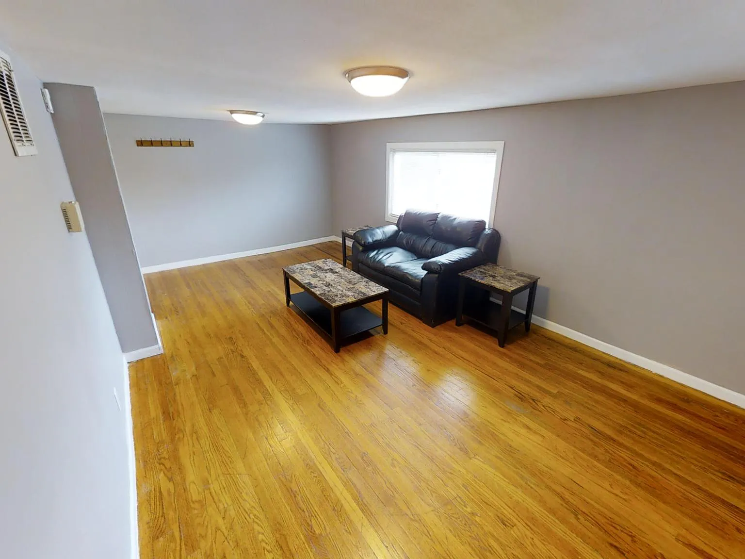 2 bed, $1,600 — Photo 3